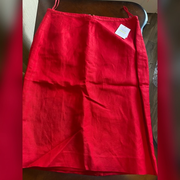 Calvin Klein woman’s blazer and skirt - Picture 3 of 4